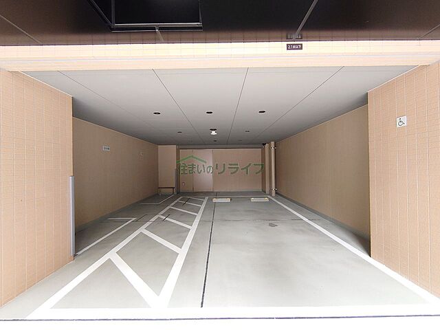 17 / 24