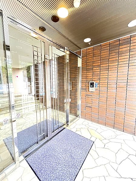 エントランスを拡大表示