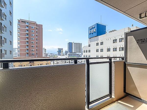 バルコニーを拡大表示