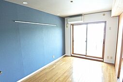 メゾンプレジール 303 3階1LDKのリビング/ダイニング