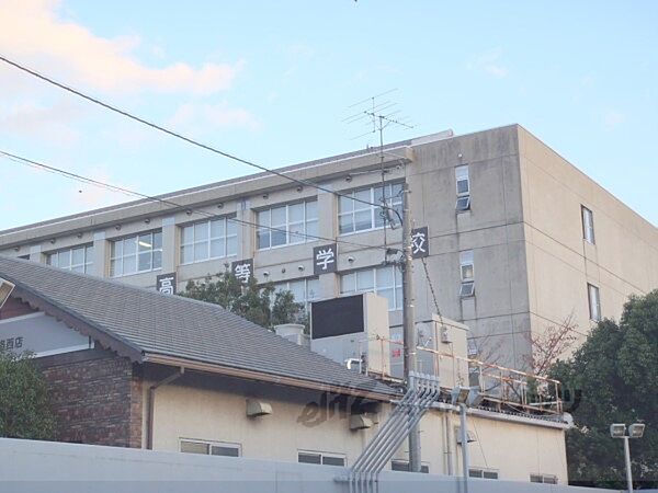 京都明徳高等学校まで3520メートル