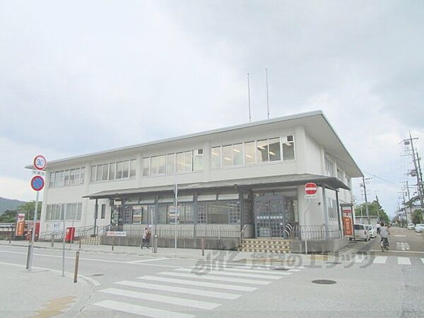 周辺：篠山郵便局まで1300メートル