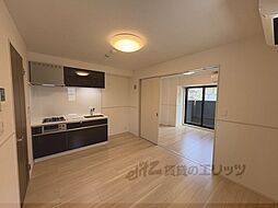 JR山陰本線 亀岡駅 徒歩5分の賃貸マンション 1階1LDKのリビング/ダイニング