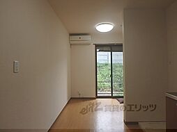 JR山陰本線 太秦駅 徒歩10分の賃貸アパート 1階ワンルームのリビング/ダイニング