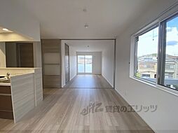 阪急嵐山線 松尾大社駅 徒歩19分の賃貸アパート 1階3LDKのリビング/ダイニング