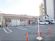 セブンイレブン　亀岡駅前店まで350メートル