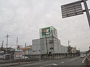 フレンドマート　雄琴駅前店まで640メートル