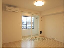 ソラーナ 203 2階1LDKのリビング/ダイニング