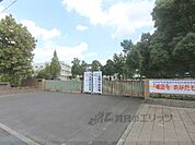 聖徳中学校まで1400メートル