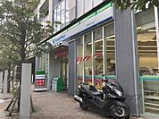 ファミリーマート　草津渋川店まで400メートル