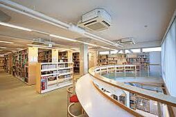 杉野服飾大学附属図書館（徒歩426m）