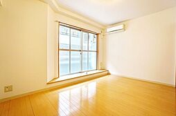 グランハウス宮崎台 303 3階ワンルームのリビング/ダイニング