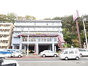ガスト生田駅前店 1210m