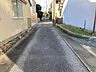 外観：西側道路です。