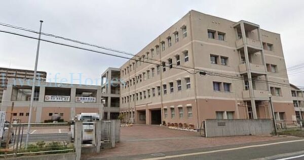 画像17:徳島市立徳島中学校 1209m