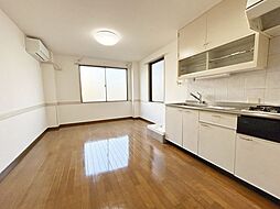 Y・Kstation’ｓ 301 3階ワンルームのリビング/ダイニング