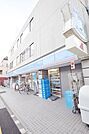 ローソン板橋清水町店 67m