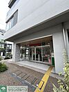 ヨークフーズ with ザ・ガーデン 自由が丘 西落合店 徒歩2分。 160m
