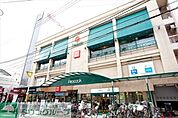 ユニクロピーコック自由が丘店 徒歩24分。 1870m