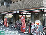 （参考）セブンイレブン 582m