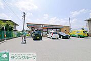 セブンイレブン小川増尾店 徒歩3分。コンビニ 180m