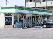 ファミリーマートふじみ野苗間一丁目店 736m