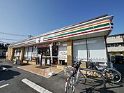 セブンイレブン狭山富士見東店 580m
