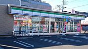 ファミリーマート福生加美平店 227m