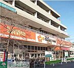 オザムバリュー牛浜店 徒歩11分。スーパー 870m