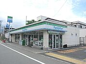 ファミリーマート立川富士見町店 158m