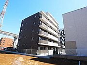 ♪重厚感ある建物です♪