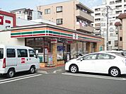 セブンイレブン八王子館町店 152m