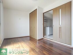 フェイム ドゥ ボウ 3階1Kのリビング/ダイニング