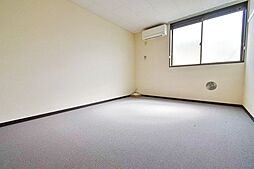 レオネクストシャトレーII 203 2階1Kのリビング/ダイニング