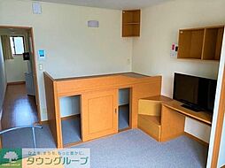 レオパレスメイプルヒルズ 3階1Kのリビング/ダイニング