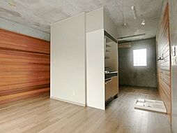 リサージュ 1階ワンルームのリビング/ダイニング