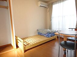 レオパレスイースト浅川 1階1Kのリビング/ダイニング