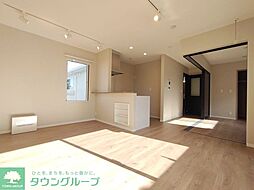 アゼリア 205 2階1LDKのリビング/ダイニング