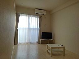 クレイノＦＯＲＥＴIII 305 3階1Kのリビング/ダイニング