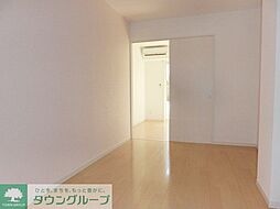 ツリーフィールド幕張 102 1階1DKのリビング/ダイニング