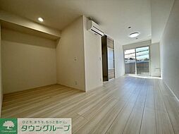 イーグルワン 202 2階1LDKのリビング/ダイニング