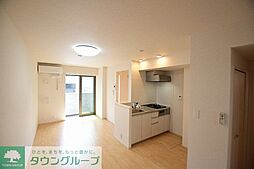 カリマート 1階1LDKのリビング/ダイニング