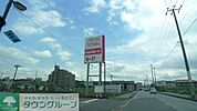 カスミフードスクエアイオンタウン木更津朝日店 徒歩8分。 570m