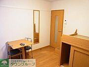 テーブルは折りたたむこともできます