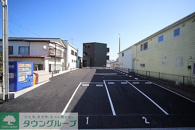 10 / 18
