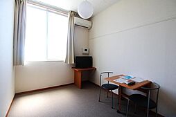 JR東海道本線 茅ケ崎駅 3.8kmの賃貸アパート 2階1Kのリビング/ダイニング