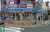 ローソン平塚紅谷町店 徒歩11分。コンビニ 830m