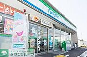 ファミリーマート平塚袖ケ浜店 徒歩2分。コンビニ 110m