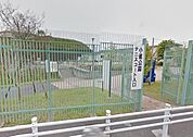 ラウンドワン横浜戸塚店 624m