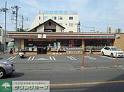 セブンイレブン鎌倉手広西店 223m